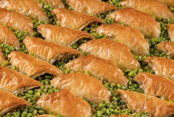 Taze Fırınlanmış 2000 Gr Şöbiyet Tatlısı